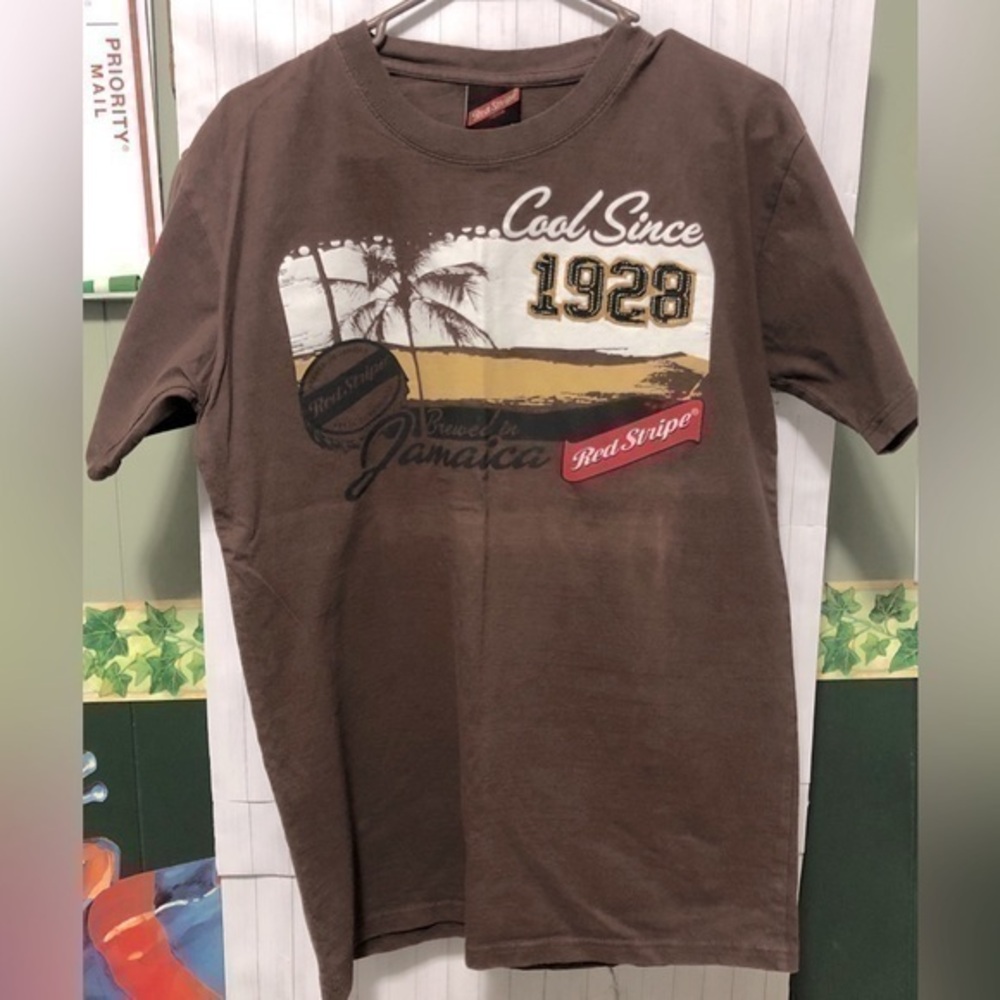 🚦Red Stripe Jamaican Beer 🍺 Brown Cotton T-shirt